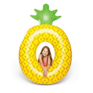 PINEAPPLE-SHAPED SWIMMING RING